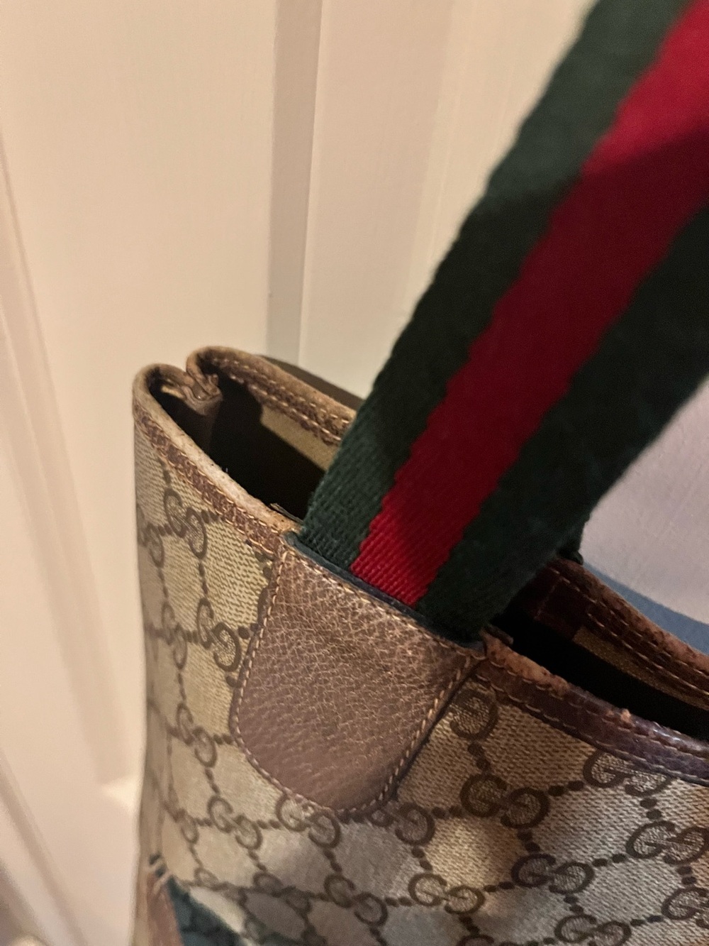 Authentic Gucci bag - Picture 5 of 15